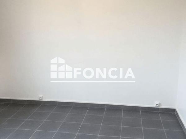 Location Appartement 2 pièces 44.94 m² - 13 RUE NICOLAS ROLAND Reims 51100