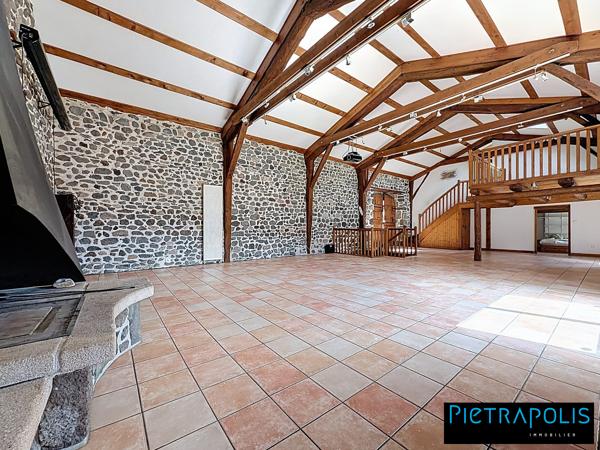 DOMAINE D'EXCEPTION AU MILIEU DES BOIS