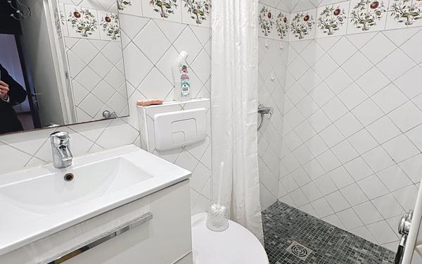 Maison à vendre    6 pièces • 185 m2 Avignon