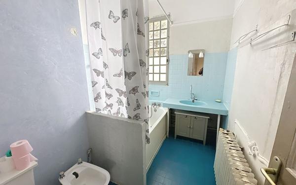 Maison à vendre    6 pièces • 185 m2 Avignon