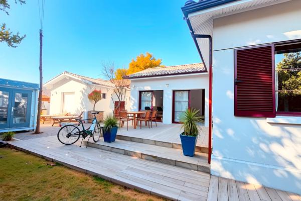 ANDERNOS-LES BAINS MAISON 161m² 5 CHAMBRES PISCINE, TERRAIN 748 m². PLAGE A PIEDS