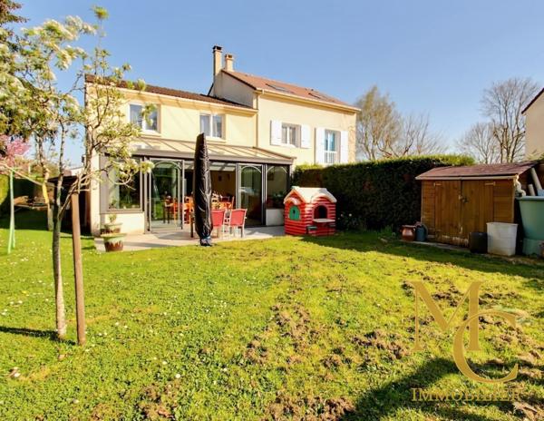 Montigny-le-Bretonneux (78180) Maison / Le Village / SOUS-SOL TOTAL