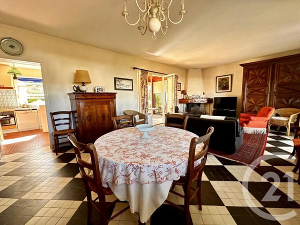 Maison à vendre  5 pièces - 127 m 2   FOURAS  - 17