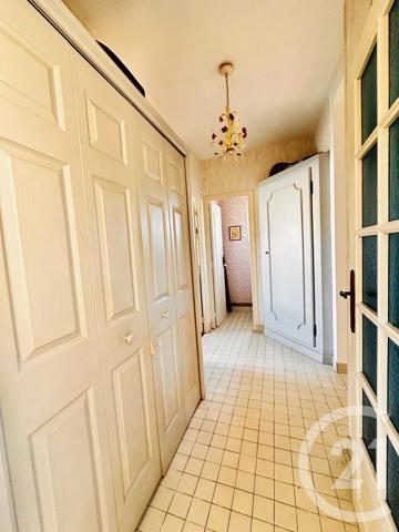 Maison à vendre  5 pièces - 127 m 2   FOURAS  - 17