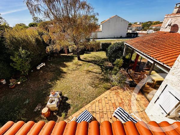Maison à vendre  5 pièces - 127 m 2   FOURAS  - 17