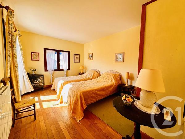 Maison à vendre  5 pièces - 127 m 2   FOURAS  - 17