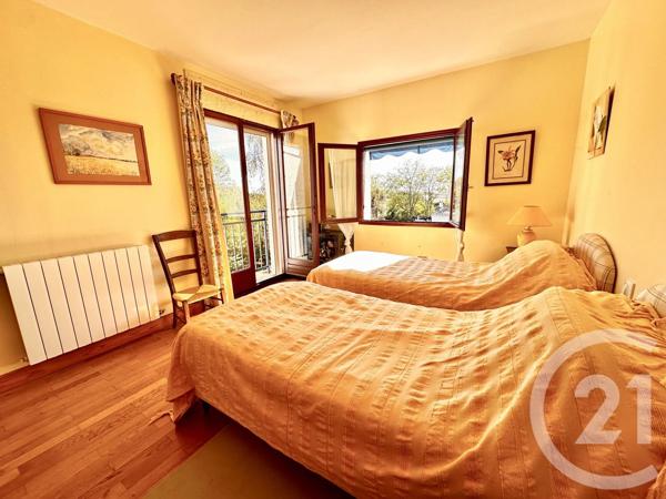 Maison à vendre  5 pièces - 127 m 2   FOURAS  - 17