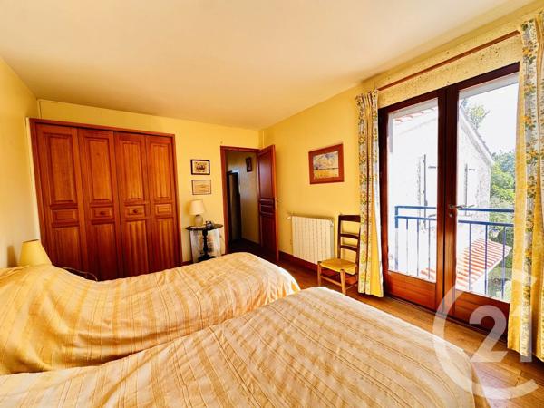 Maison à vendre  5 pièces - 127 m 2   FOURAS  - 17