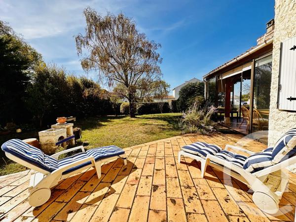 Maison à vendre  5 pièces - 127 m 2   FOURAS  - 17