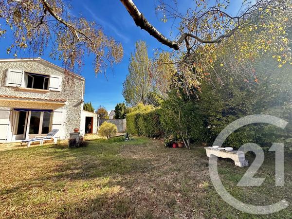 Maison à vendre  5 pièces - 127 m 2   FOURAS  - 17