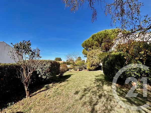 Maison à vendre  5 pièces - 127 m 2   FOURAS  - 17