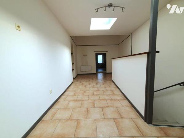 Bel immeuble de rapport dans village de caractère 