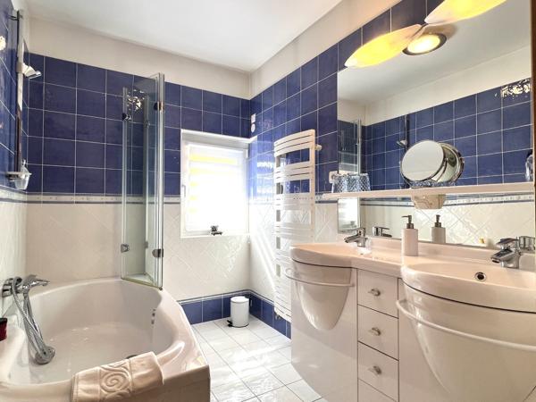 Superbe T7 de 202 m2 avec terrasse de 70 m2 à GIROMAGNY