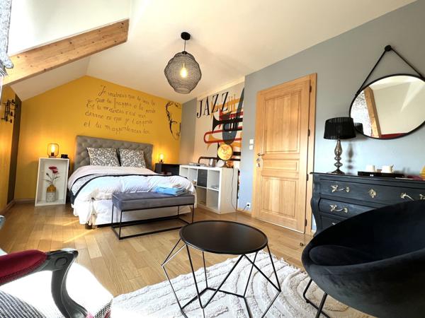 Superbe T7 de 202 m2 avec terrasse de 70 m2 à GIROMAGNY