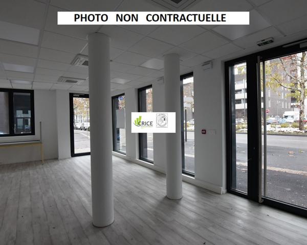 LOCAL COMMERCIAL EN GALERIE MARCHANDE