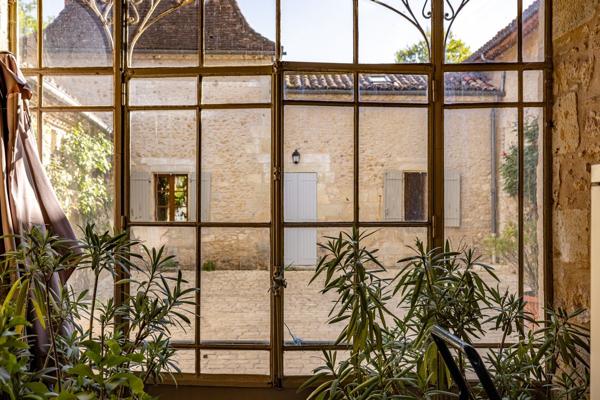 Vente Maison de luxe Périgueux 15 Pièces 485 m²