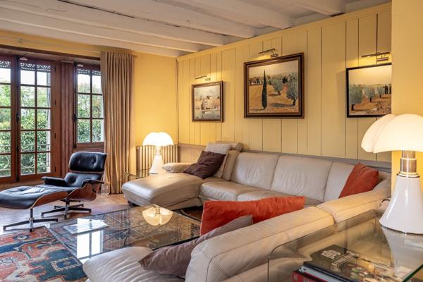 Vente Maison de luxe Périgueux 15 Pièces 485 m²