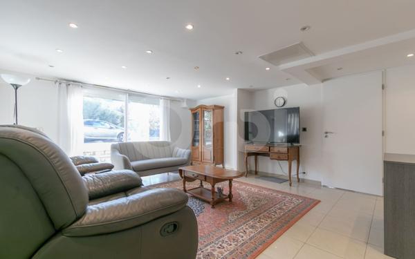 Maison à vendre    6 pièces • 230 m2 Chennevières-sur-Marne