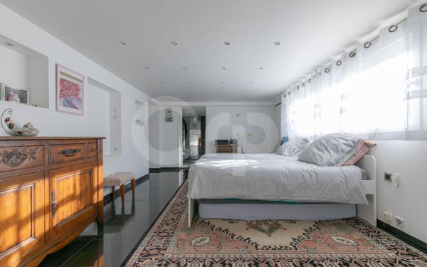 Maison à vendre    6 pièces • 230 m2 Chennevières-sur-Marne