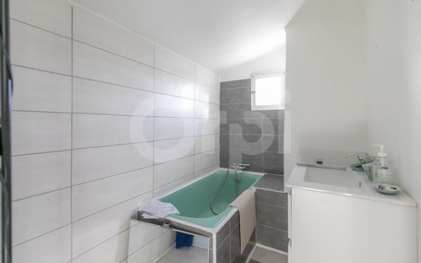 Maison à vendre    6 pièces • 230 m2 Chennevières-sur-Marne