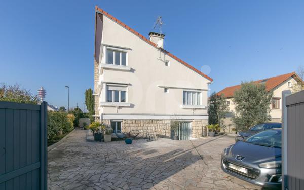 Maison à vendre    6 pièces • 230 m2 Chennevières-sur-Marne