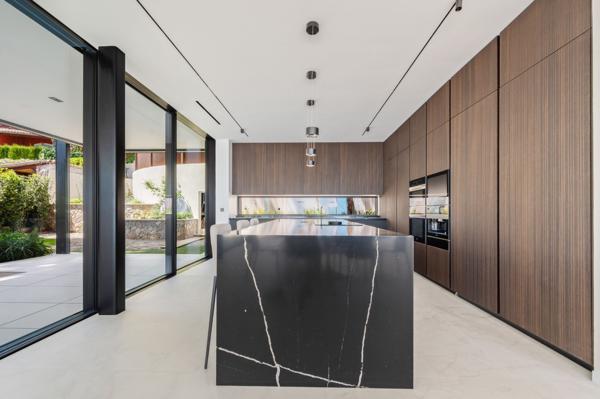 Vente Villa de luxe Èze 6 Pièces 400 m²