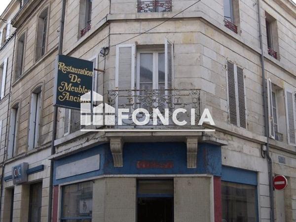 Location Studio 30.9 m² - 2 EME ETAGE GAUCHE Niort 79000
