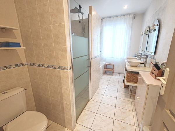 Maison Tours proche  place Coty et Quai Paul Bert