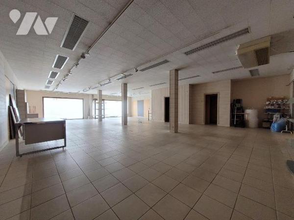 Fonds de commerce à vendre à Maen Roch (35460) en Ille-et-Vilaine (35).

Ce bien est situé da...