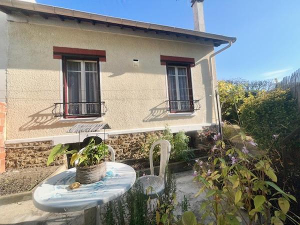 Thiais (94320) THIAIS - CENTRE-VILLE - MAISON F5 AVEC TERRASSE - 107 M2 AU SOL - CAVE TOTALE