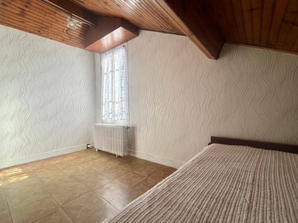 Thiais (94320) THIAIS - CENTRE-VILLE - MAISON F5 AVEC TERRASSE - 107 M2 AU SOL - CAVE TOTALE