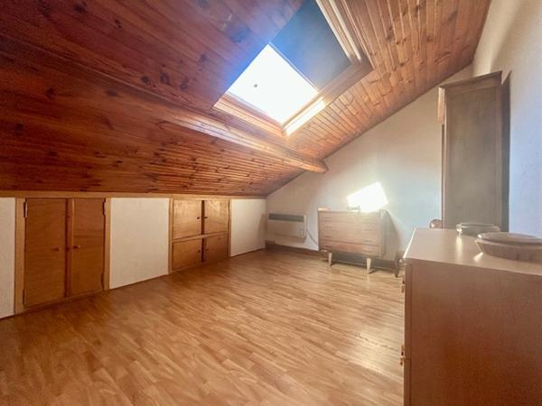 Thiais (94320) THIAIS - CENTRE-VILLE - MAISON F5 AVEC TERRASSE - 107 M2 AU SOL - CAVE TOTALE