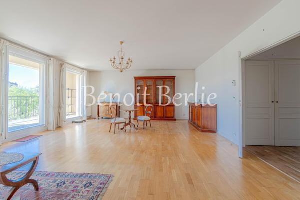 Magnifique T4 avec terrasse - Forum/Peixotto