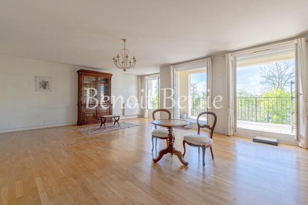 Magnifique T4 avec terrasse - Forum/Peixotto