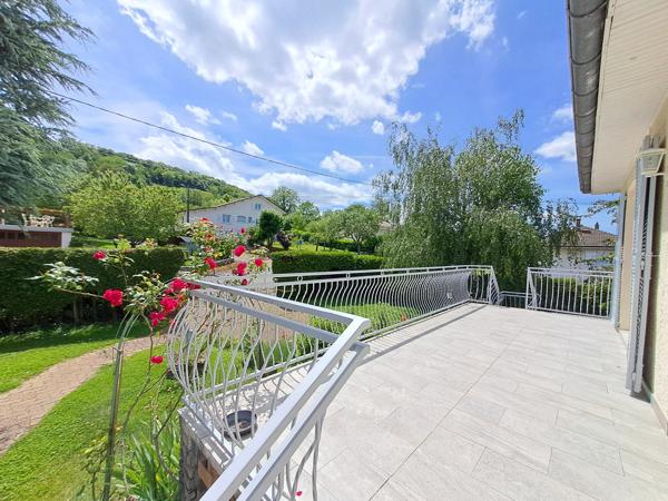 Charmante maison située dans un quartier calme de Quincey !