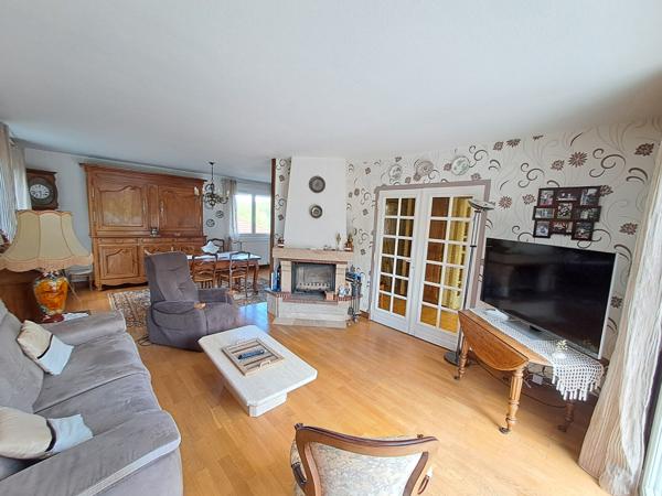 Charmante maison située dans un quartier calme de Quincey !