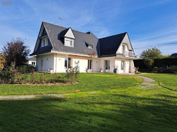 Achat - Maison Renazé 53800 6 pièces 210 m 2 3212 m 2