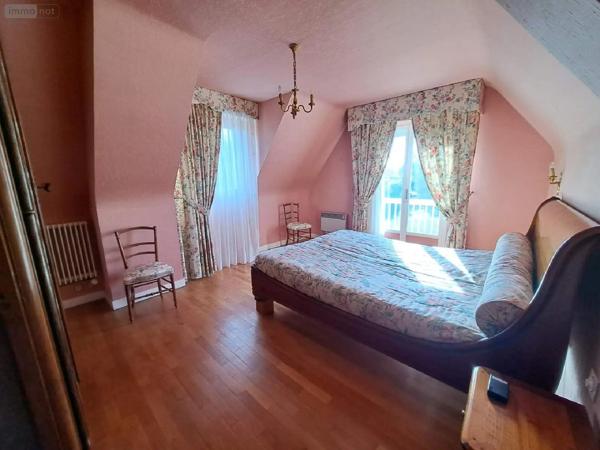 Achat - Maison Renazé 53800 6 pièces 210 m 2 3212 m 2