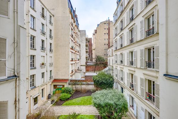 Appartement Paris 4 pièce(s) 104 m2