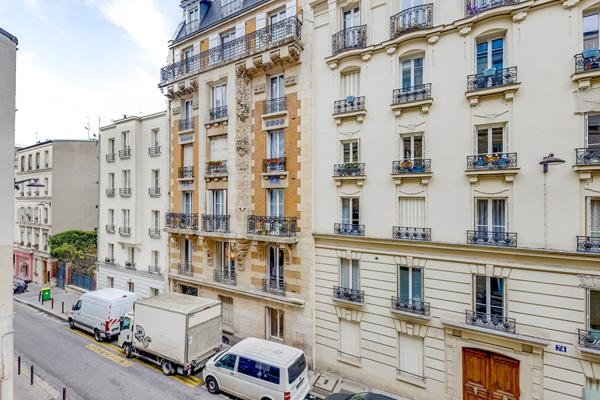 Appartement Paris 4 pièce(s) 104 m2