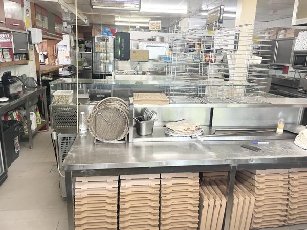 Fonds De Commerce - 110 m²