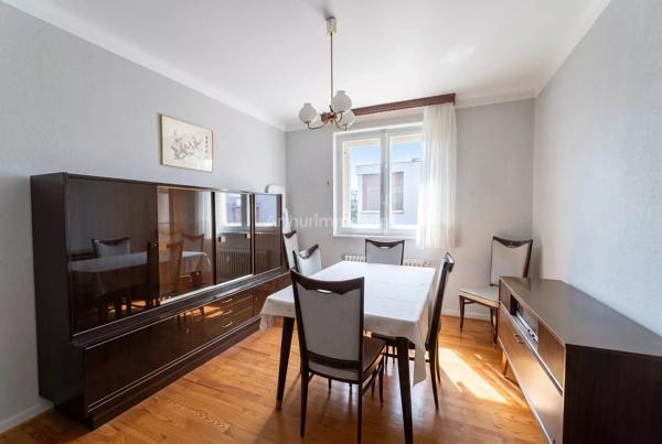 Vente                                                      Appartement
                        
                     6 pièces                      106 m2                     à Turckheim