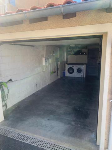 A deux pas de tout le calme en prime ! Jolie maison lumineuse et cosy, en parfait état.