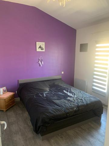 A deux pas de tout le calme en prime ! Jolie maison lumineuse et cosy, en parfait état.