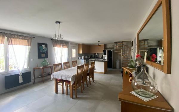 Maison à louer    4 pièces •  Izon