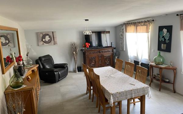 Maison à louer    4 pièces •  Izon