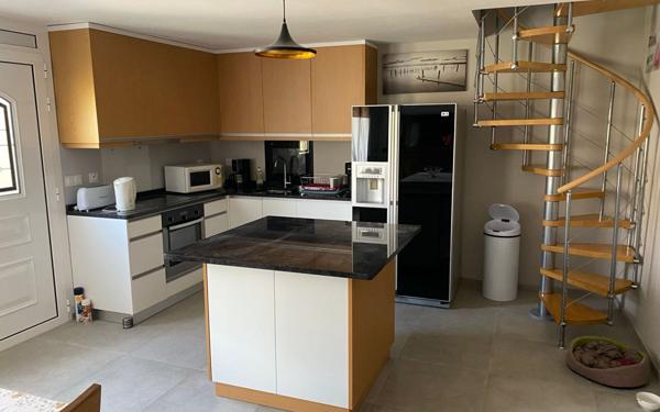 Maison à louer    4 pièces •  Izon