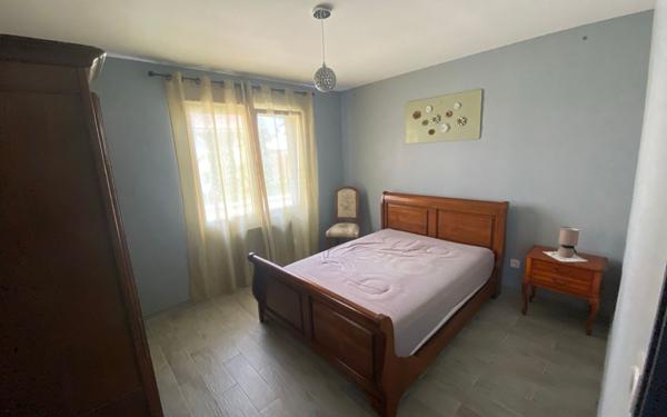 Maison à louer    4 pièces •  Izon