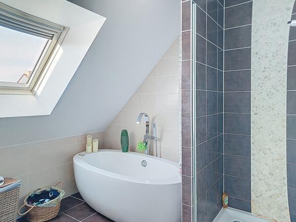 Maison moderne 4 pièces à vendre à Sainte Luce sur Loire - 332 640 €