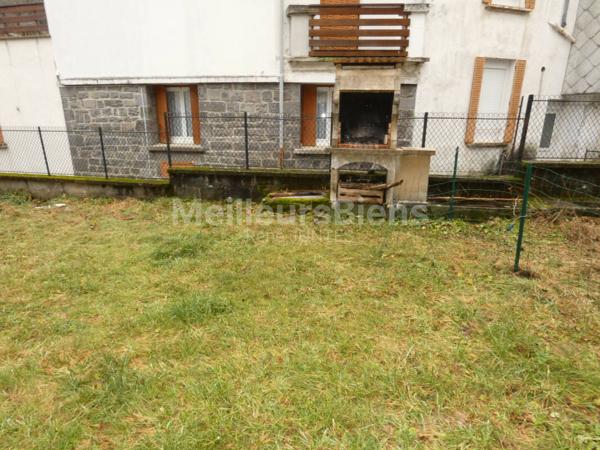 appartement T5 / 4 chambres de 81m2 avec jardin privatif en centre ville du Mont dore